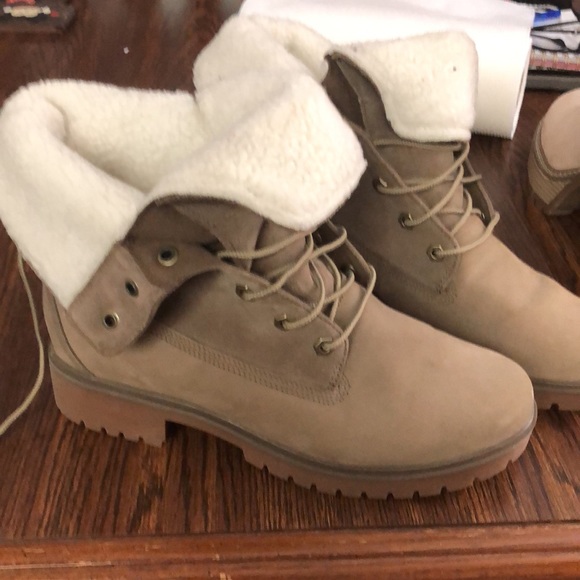 Timberland, new foldover boot shitake waterbuck New size 9.5 - Picture 1 of 6